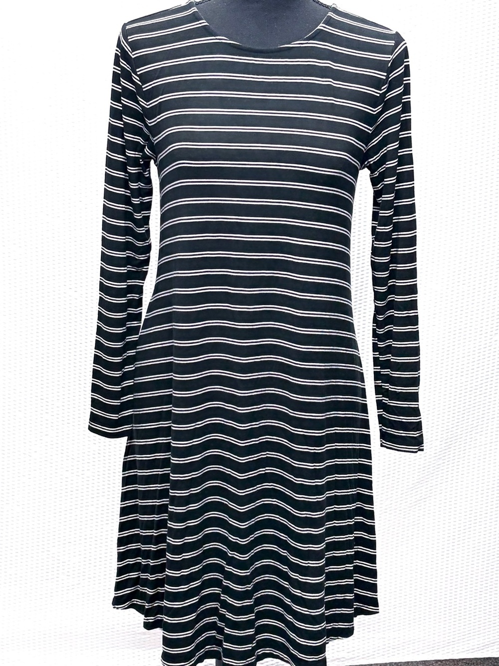 Old Navy Striped Swing Dress Women’s S Black White Long Sleeve Casual Stretch